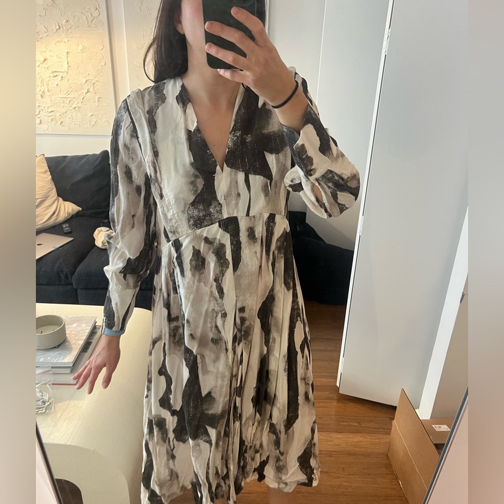 H&M long sleeve dress. Size XS